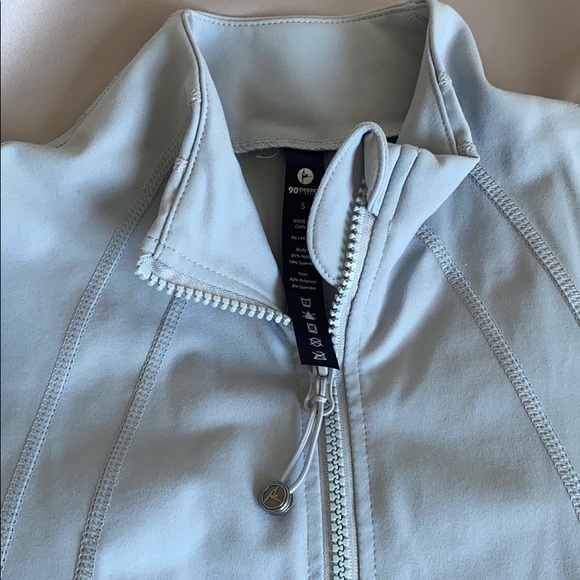 Bundle - Picture 4 of 4